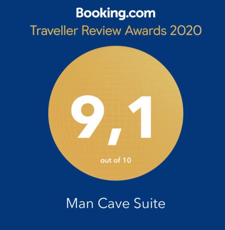 Man Cave Suite Swakopmund Εξωτερικό φωτογραφία